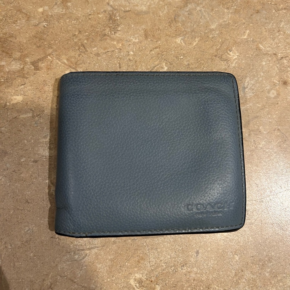 Men’s Coach wallet